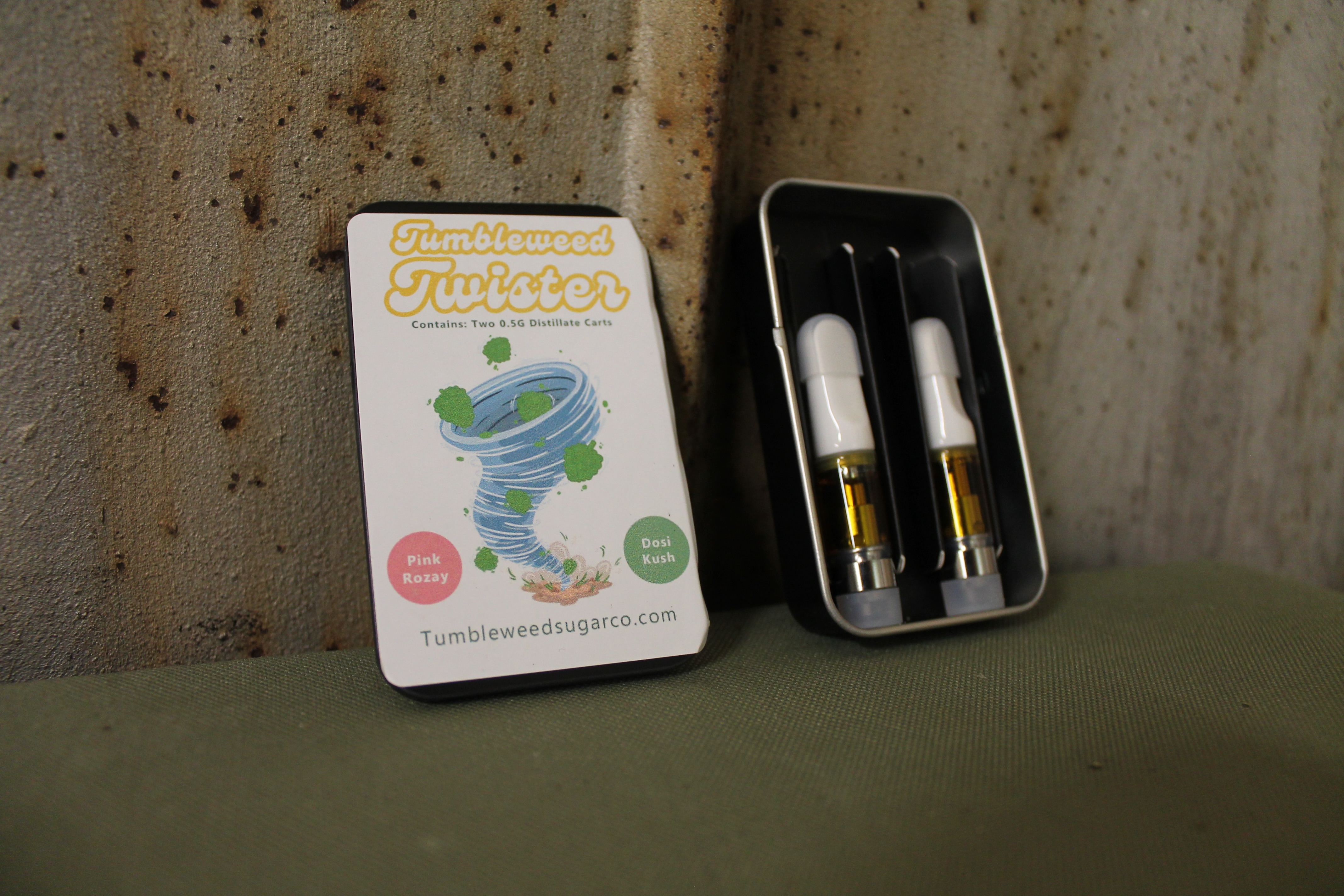 Photograph of product: Uncle Larry's Twister I Pink Rozay snd Dosi Kush I 2, Carts