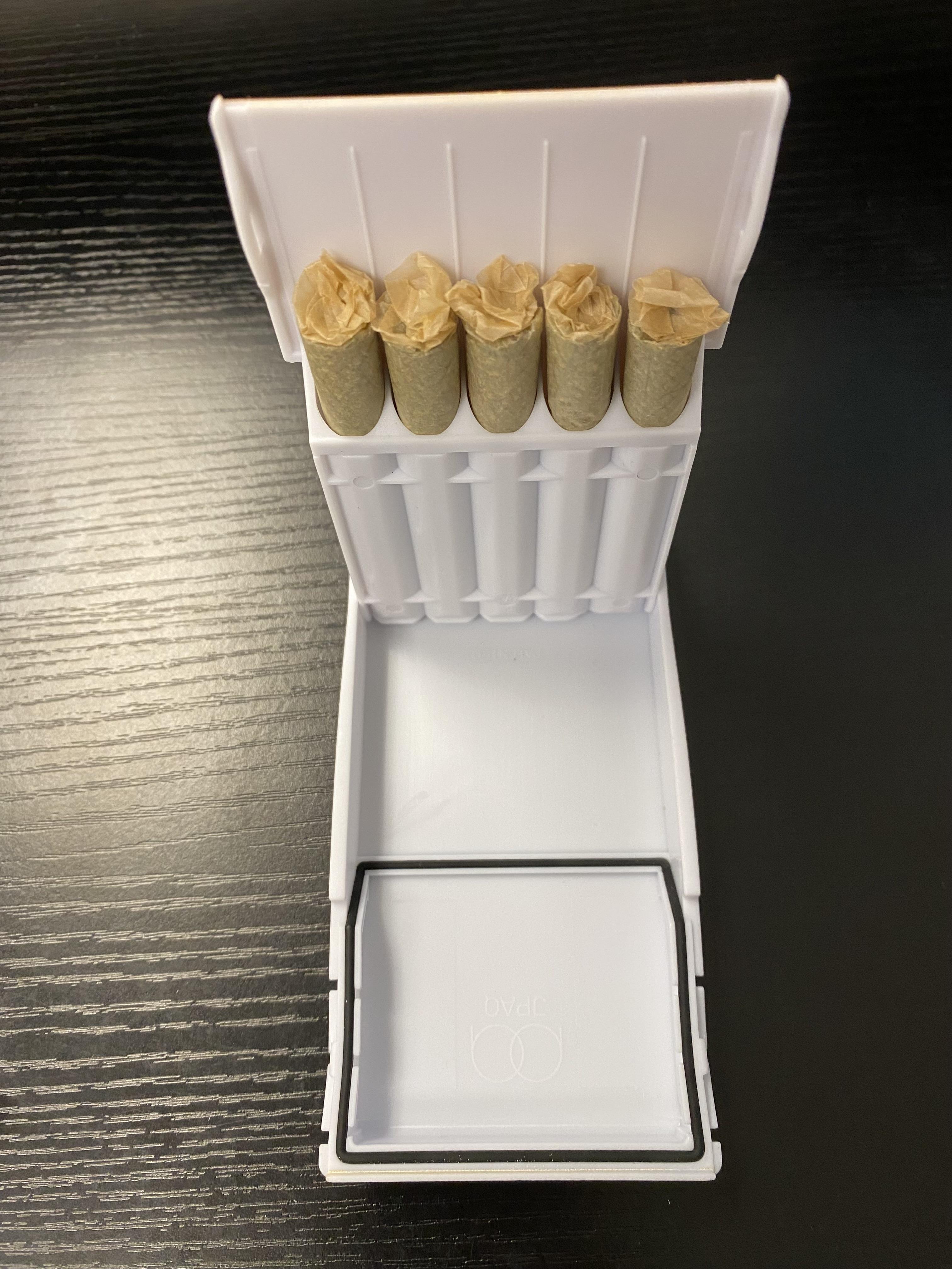 Photograph of product: ICE CREAM CAKE - PRE ROLL 5PK - 5G