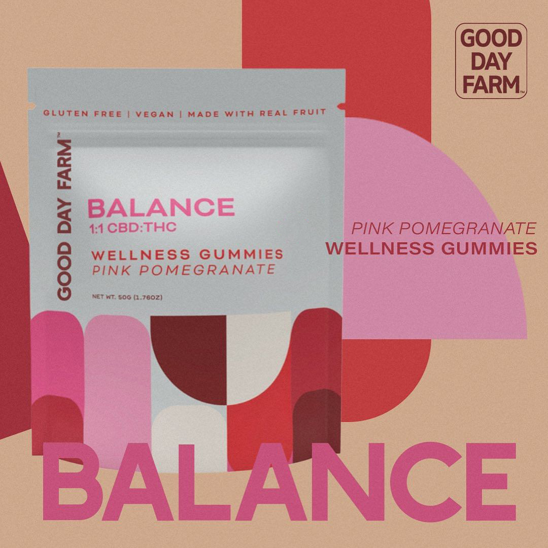 Photograph of product: 1:1 Pink Pomegranate Gummies