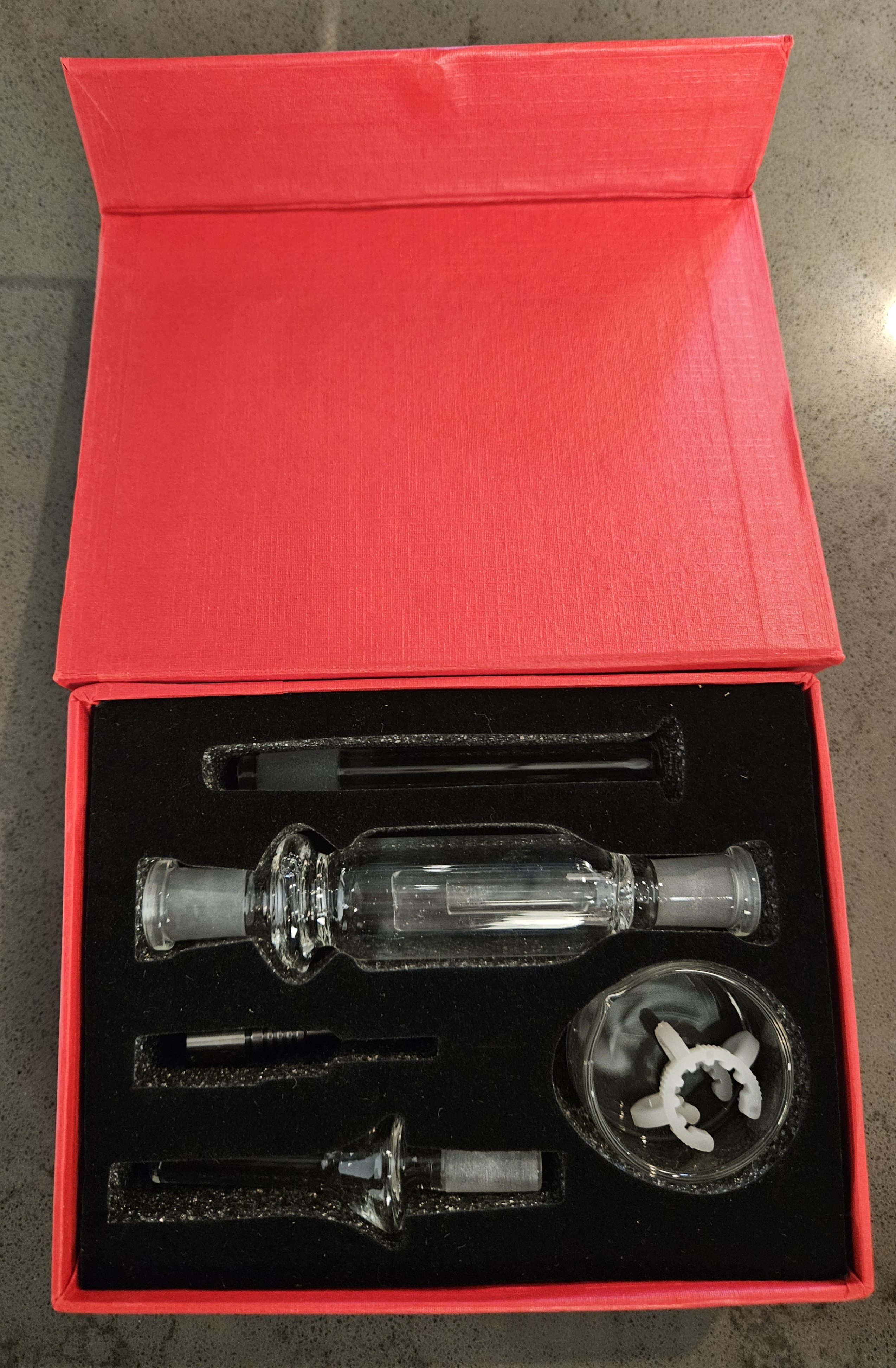 Photograph of product: Micro NC Dab Straw Kit