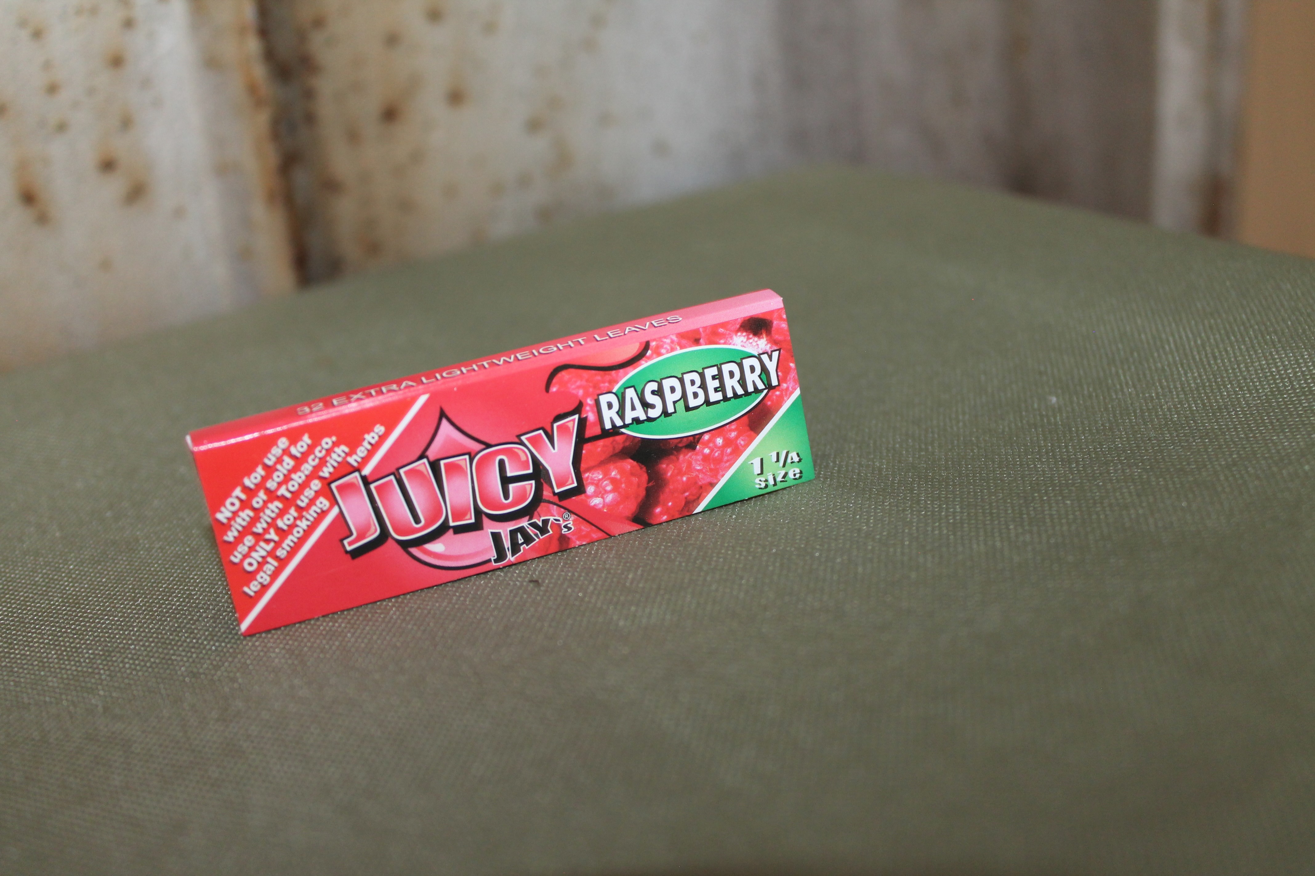 Photograph of product: RCD I Juicy Jays 1 1/4 Raspberry