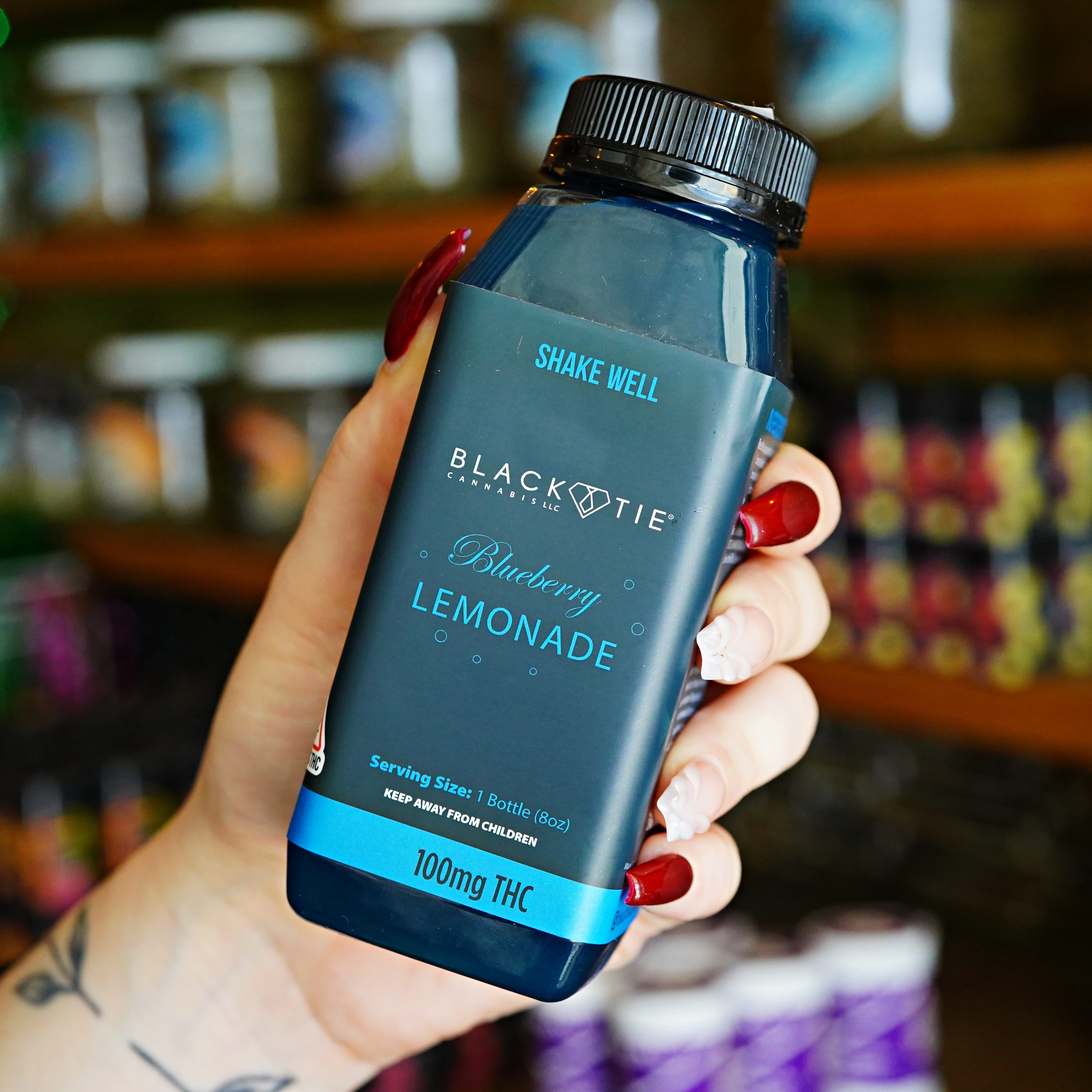 Photograph of product: (Black Tie 100mg) Blueberry