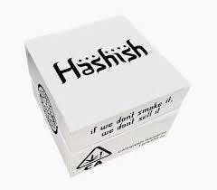 Photograph of product: Oui'd - White Box Temple Ball - Mummy Glue - 