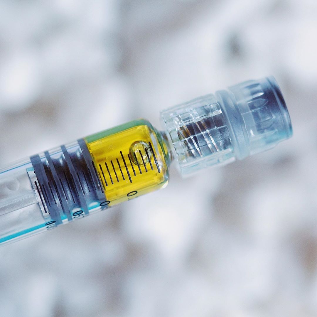 Photograph of product: (97816) AMA 900mg Sherbert Syringe