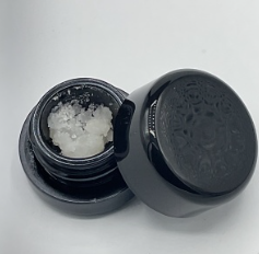 Photograph of product: COVERT EXTRACTION - MELTED STRAWBERRY LIVE RESIN 1 GRAM