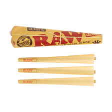 Photograph of product: Classic Cones - King Size 3pk (A87)