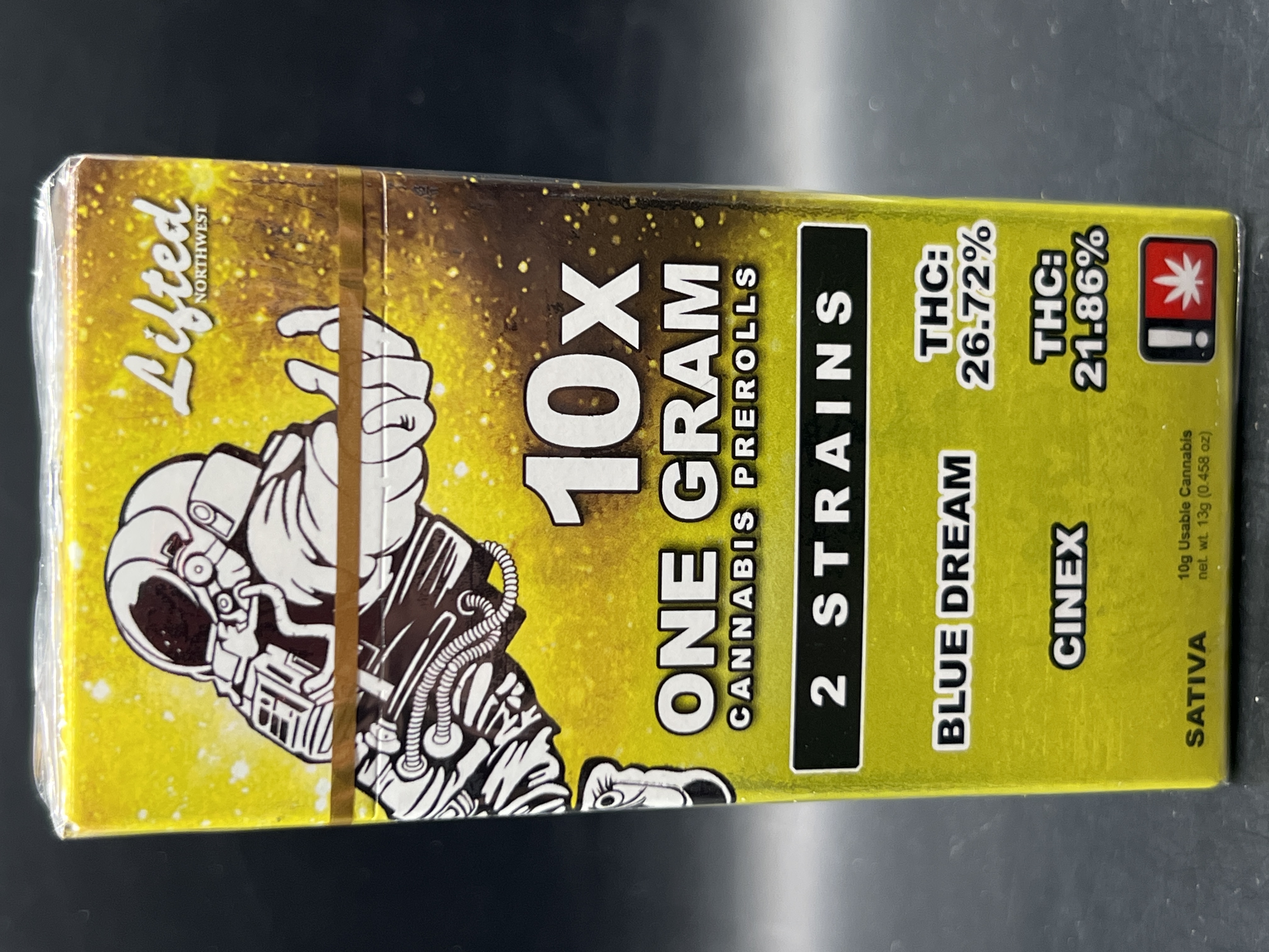Photograph of product: Lifted Full Blue Dream & Cinex Oui'd 10 Pack