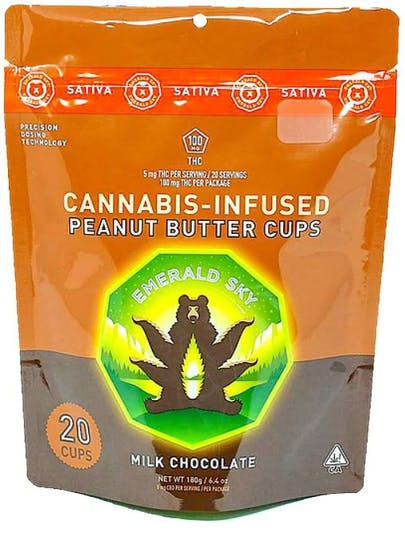 Photograph of product: Oui'd MILK CHOC PEANUT BUTTER CUPS 10PK - 