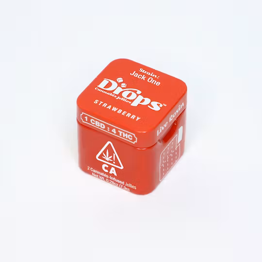 Photograph of product: Strawberry 1:4 Live Rosin Gummies (2pk)
