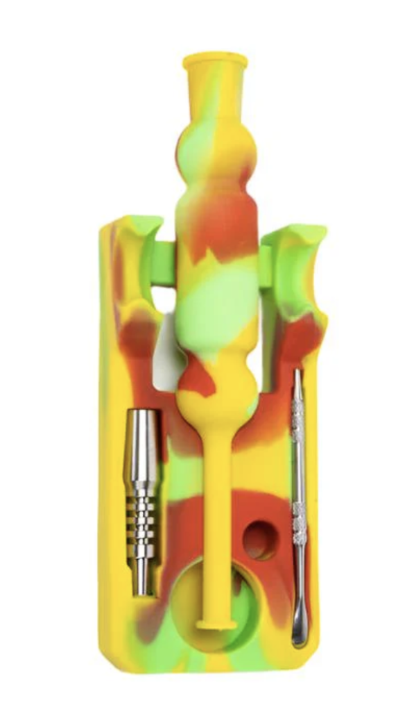 Photograph of product: Silicone Dab Straw w/ Stand & Scraper (Color Varies)