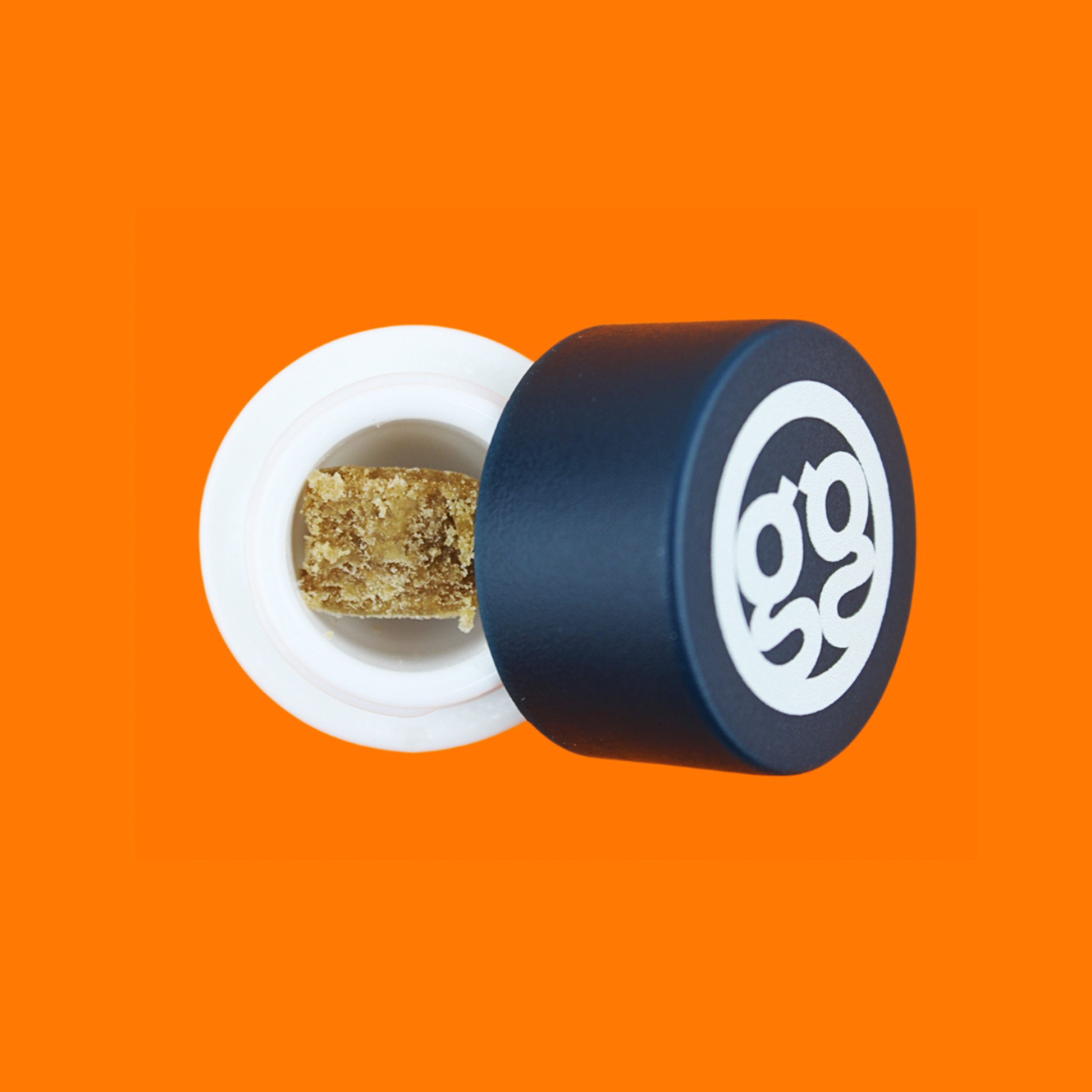 Photograph of product: Groove | Solventless Cakes N Cream Pressed au chocolat