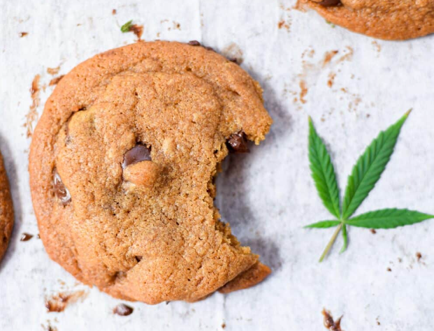 Photograph of product: Chocolate Chip Cookie - 108.97mg - Lionheart Oui'd