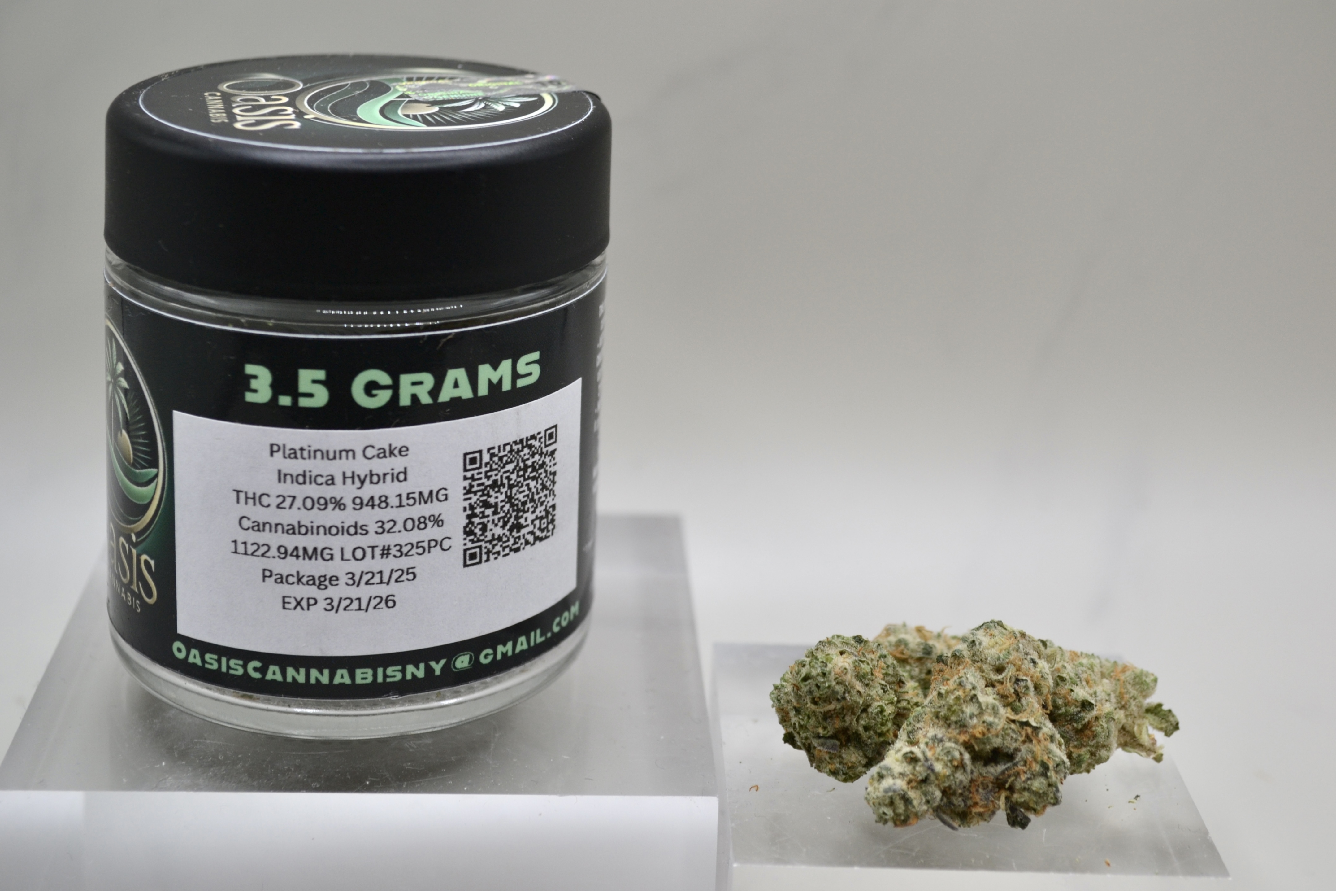 Photograph of product: Oasis Oui'd - Platinum Cake - 3.5g