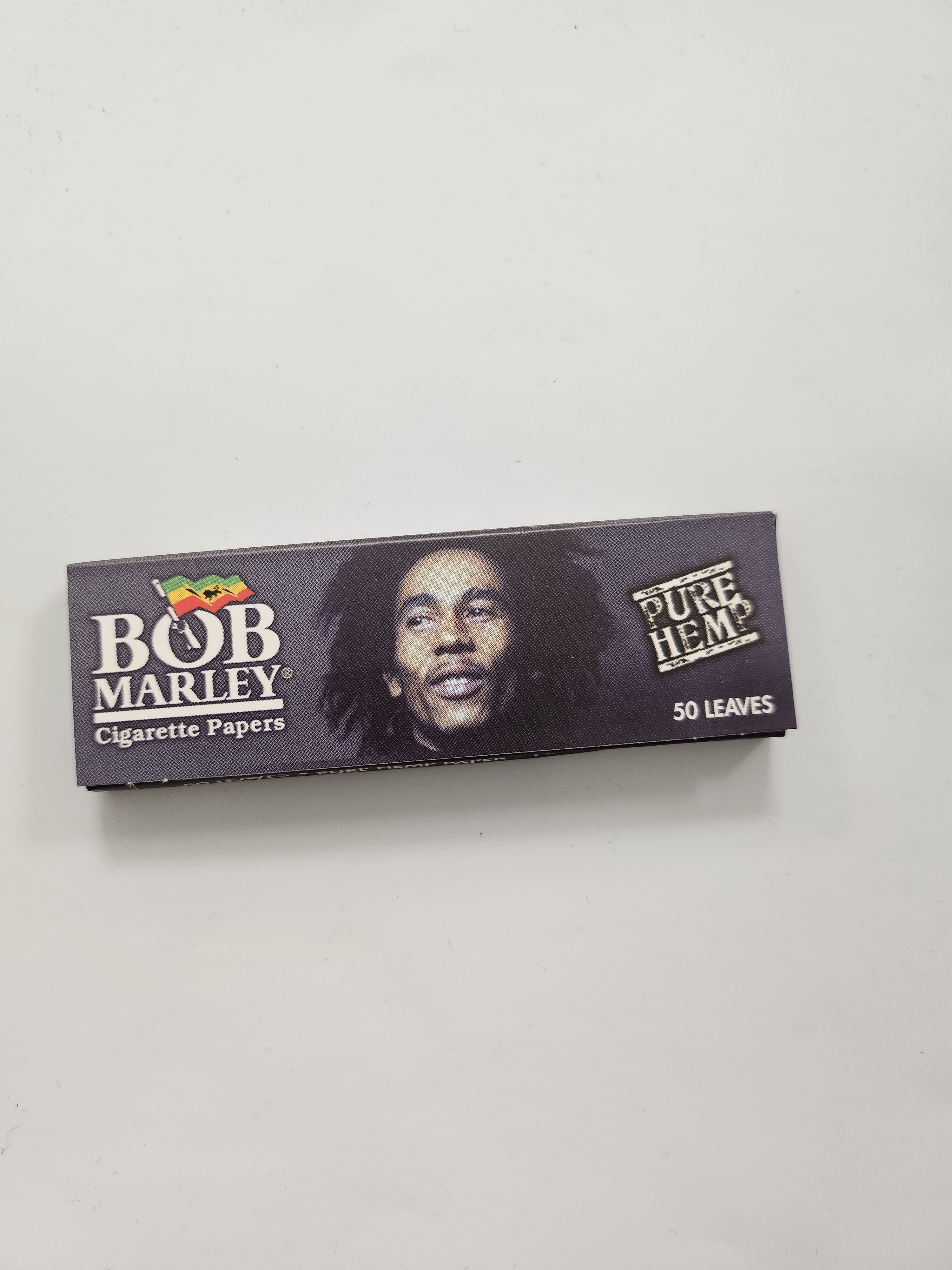 Photograph of product: Bob Marley 1 1/4 Pure Hemp