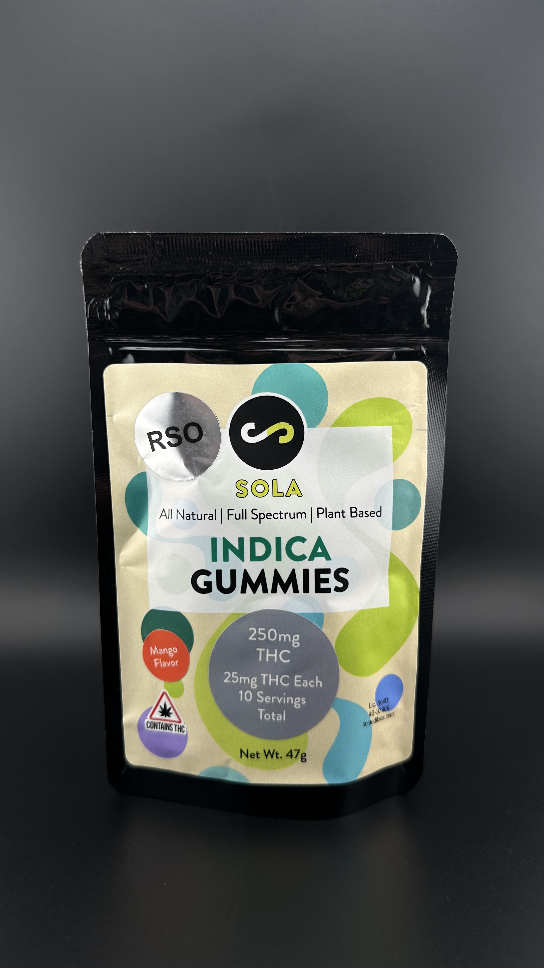 Photograph of product: Grape RSO Oui'd Gummies | 250mg | Sola
