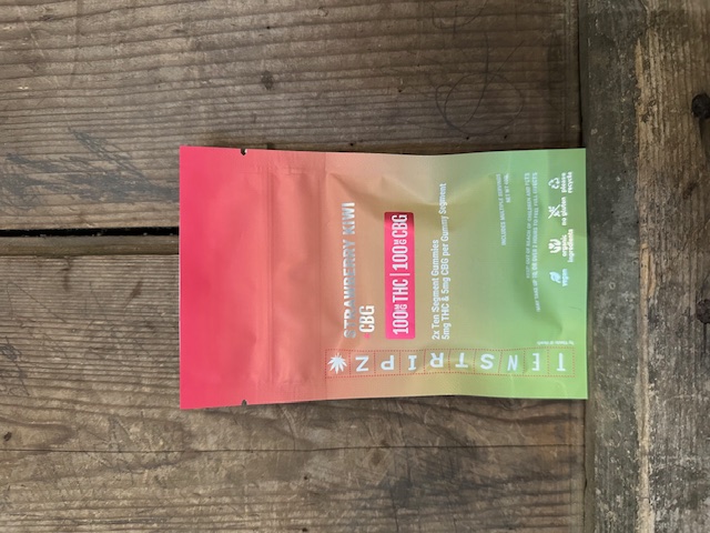 Photograph of product: Haute & Heady TenStripz 100mg TH-oui:CBG Strawberry Kiwi Gummies