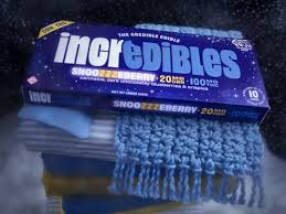 Photograph of product: Incredibles Snoozzzeberry 5:1 TH-oui:CBN Chocolate Bar