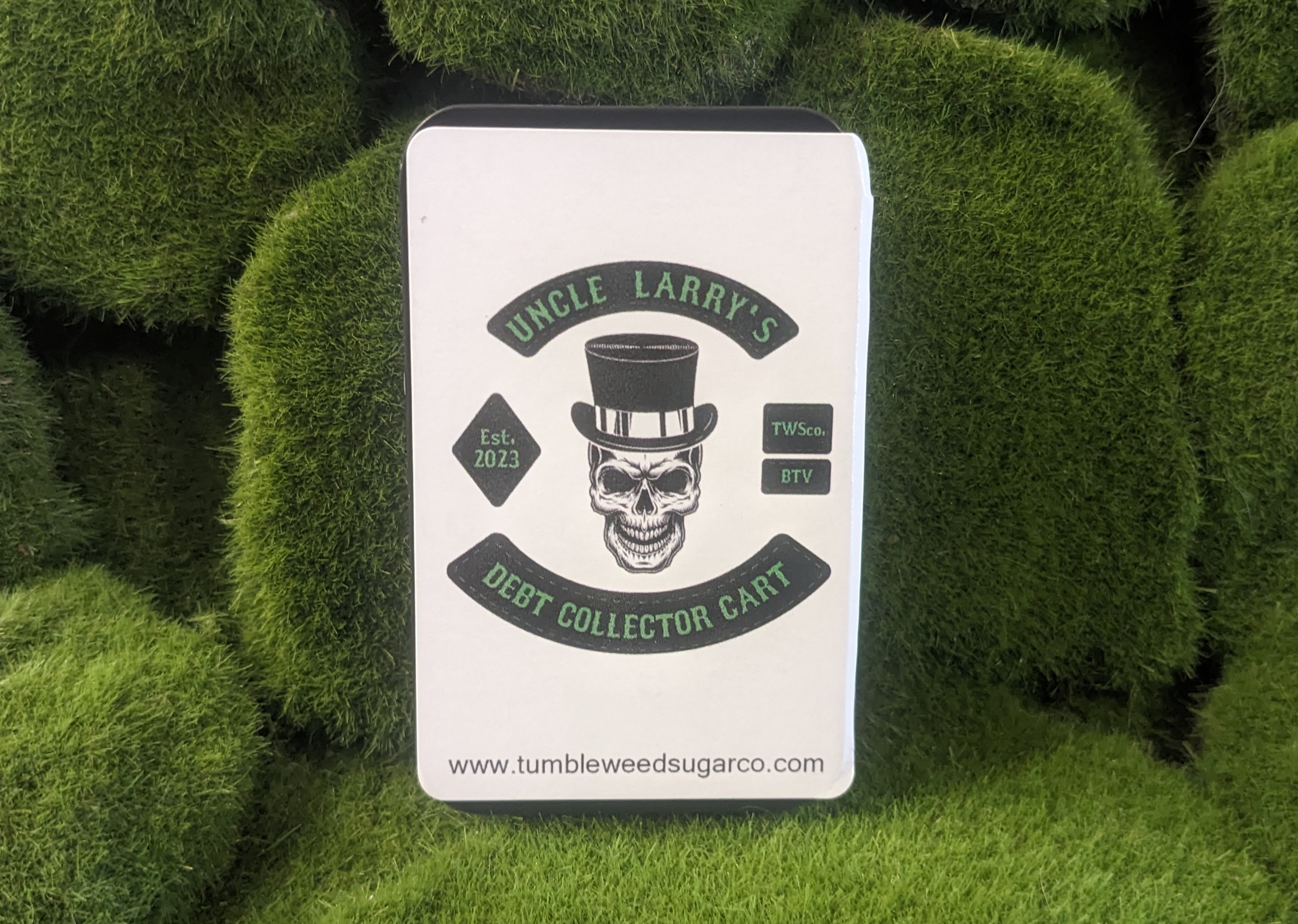 Photograph of product: Distillate Vape Cart | Red Apple Rush | Uncle Larry's Debt Colletor