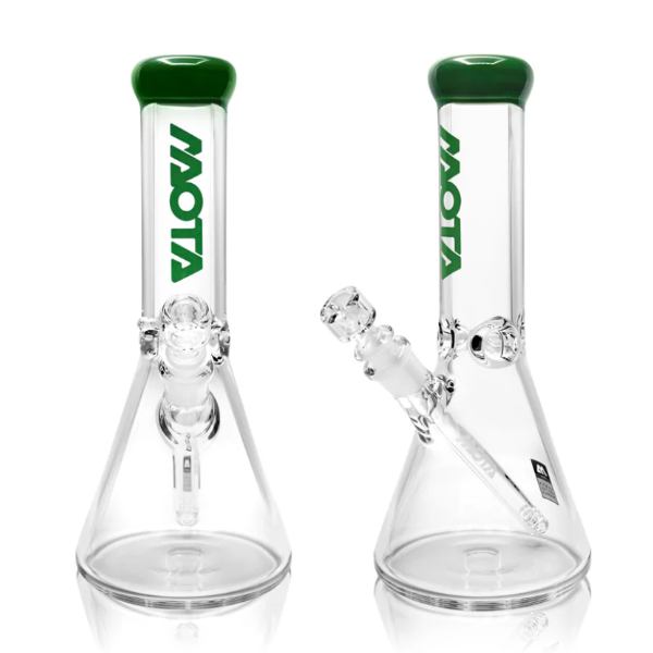 Photograph of product: 12" X 9MM GREEN ACCENT BEAKER BONG