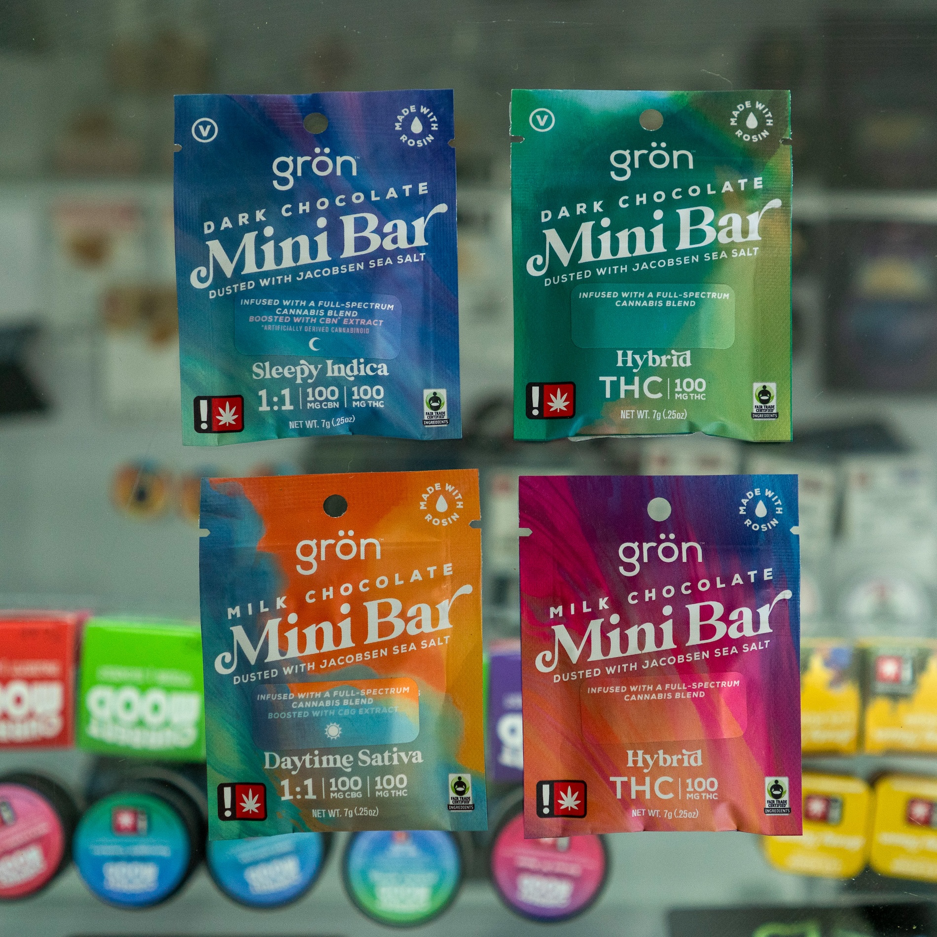 Photograph of product: Dark Chocolate Mini Bar 100mg - Gron