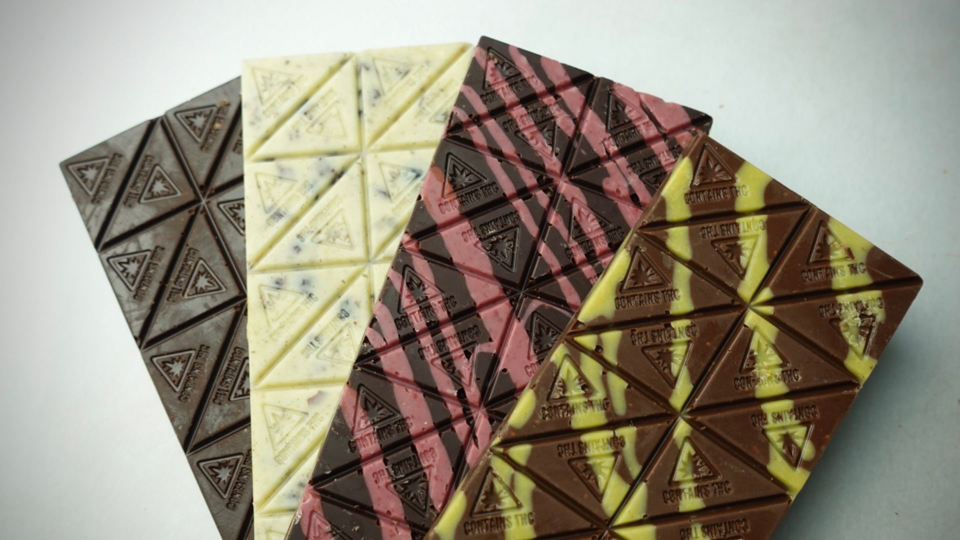 Photograph of product: Bountiful Farms Tayter Chip Bar 1OOmg