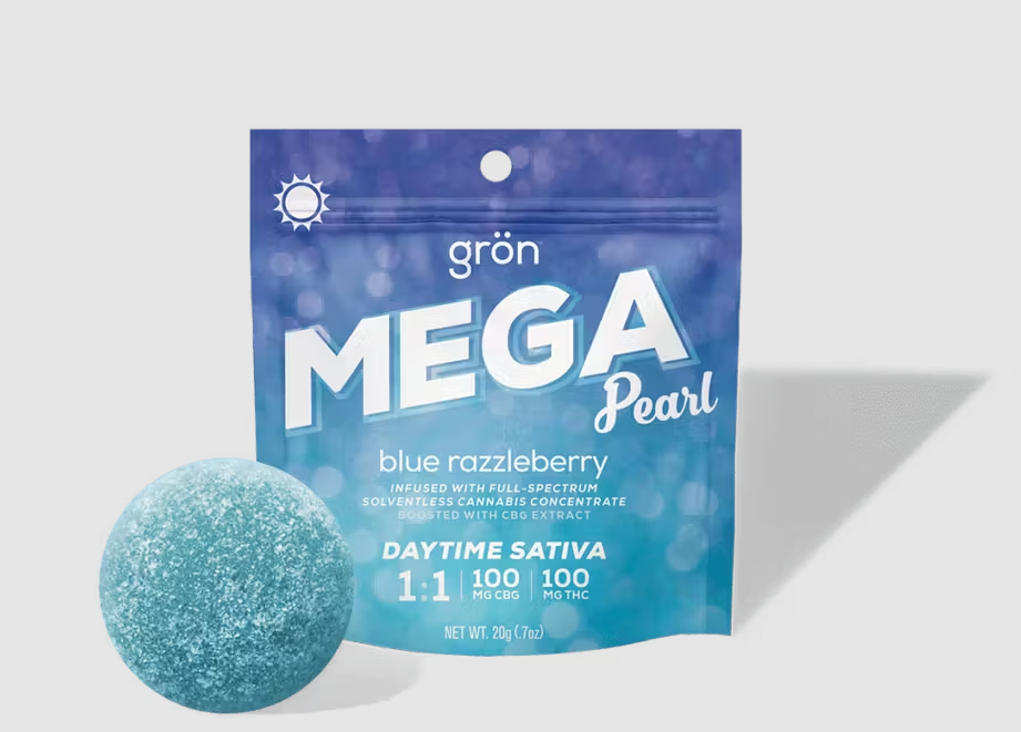 Photograph of product: MEGA | Blue Razzleberry | 1:1 CBG:TH-oui 100mg