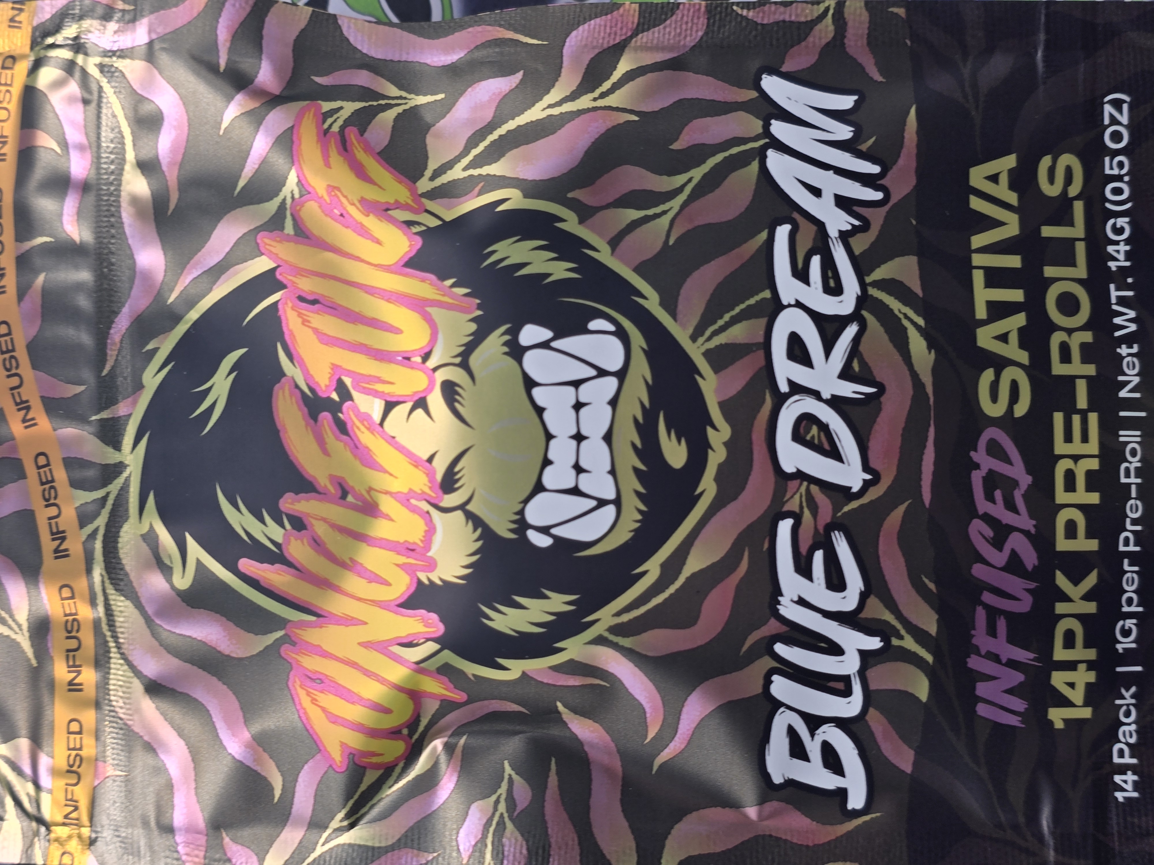 Photograph of product: Jungle Juice | Blue Dream | 14 x Infused Prerolls