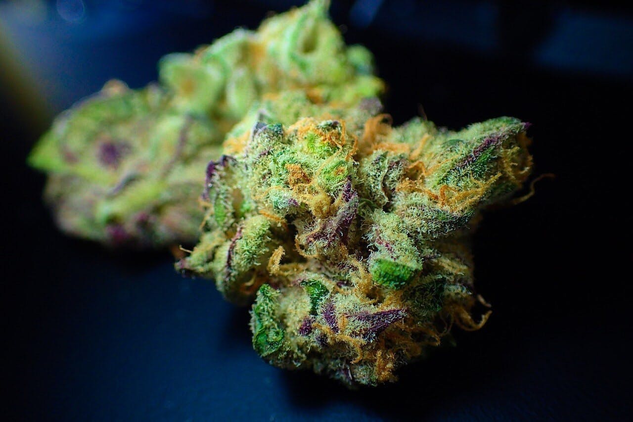 Photograph of product: Avenue Oui'd - ROZAY 14G - 14 grams