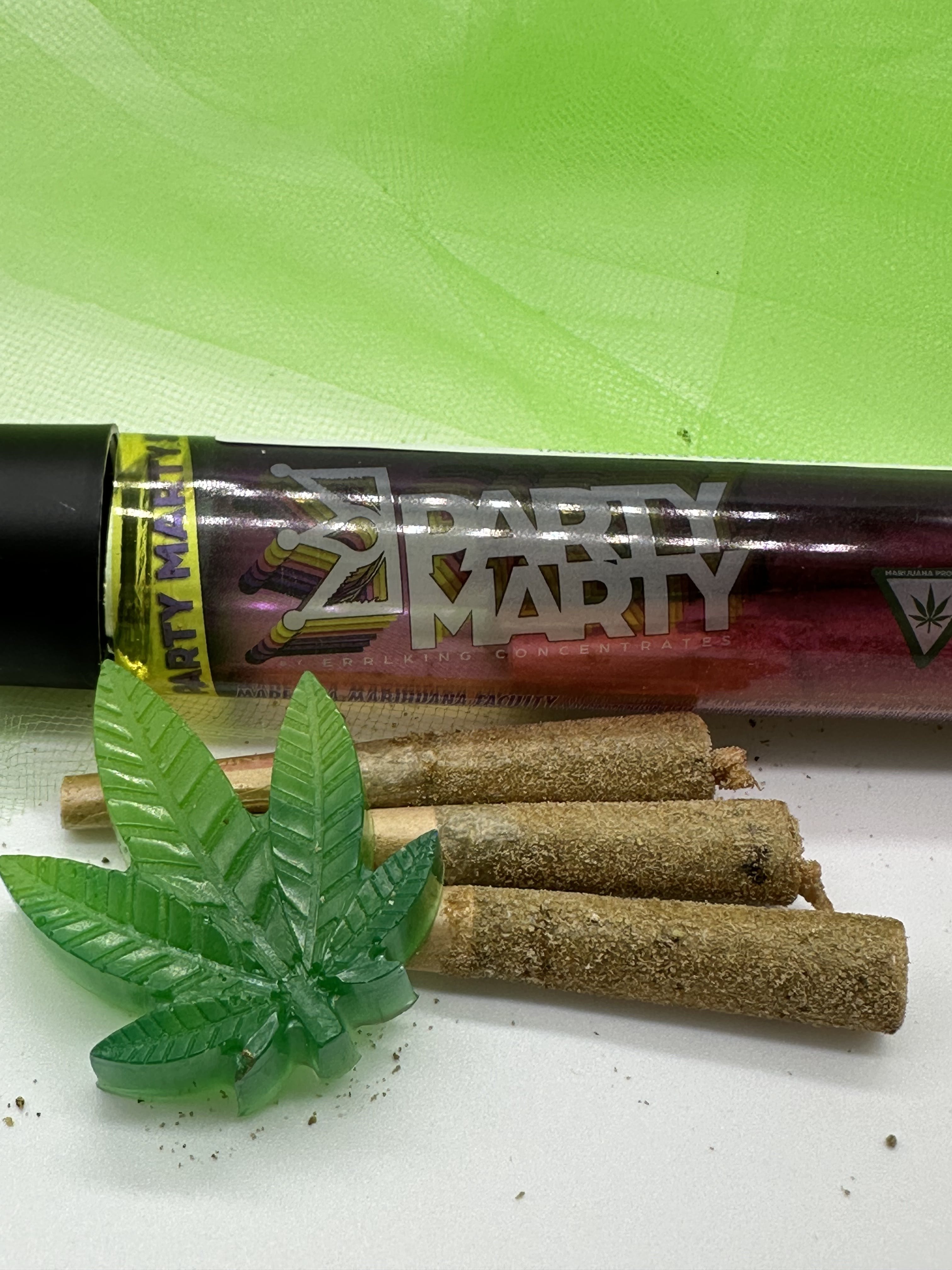 Photograph of product: Party Marty by ErrlKing Concentrates - Infused Pre-Roll - Irukandji x Superior Mix - 3pk