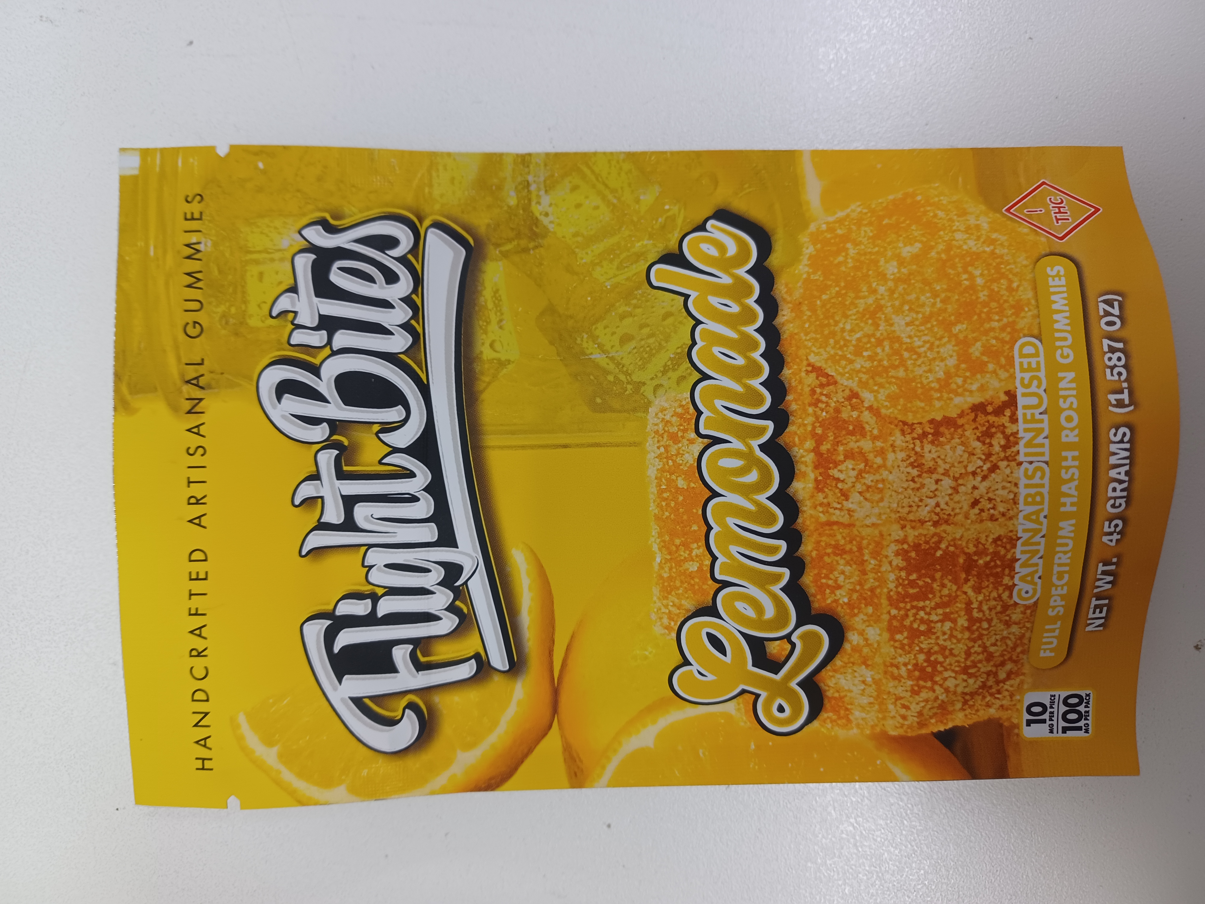 Photograph of product: Rosin Gummy - Flight Bites - Lemonade - 10mg/pc - 100mg/un