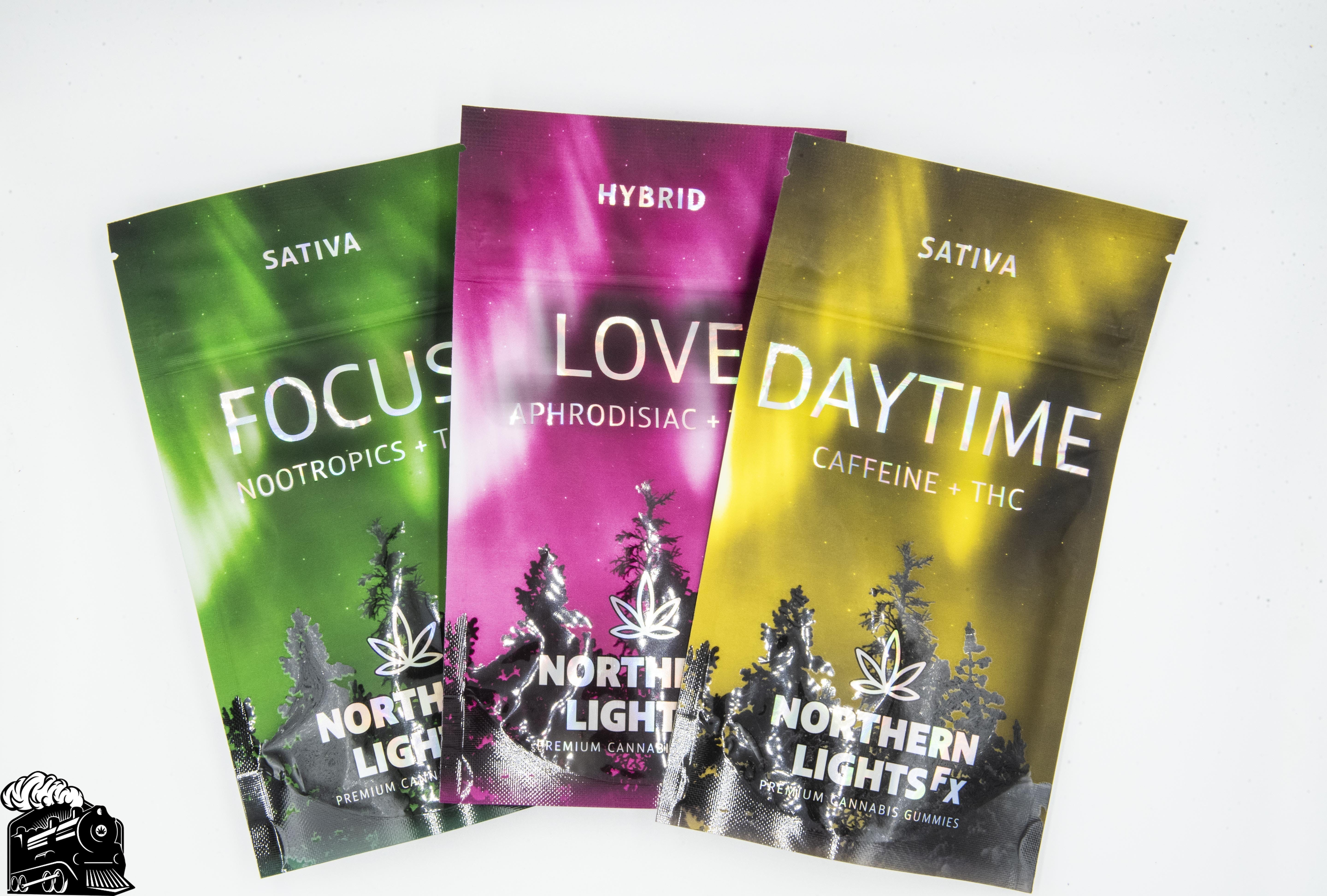 Photograph of product: REC | Northern Lights | 4:1 Love Gummies | Strawberry Watermelon