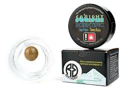 Photograph of product: SQUISHY SCIENTIFIC | TAFFY-PULL ICE WATER au chocolat | STRAWBERRY WATERMELON