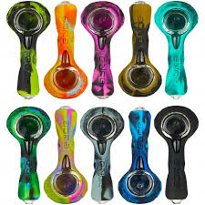 Photograph of product: Eyce ProTeck Alien Spoon Pipe l 4.5"