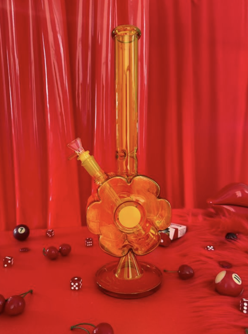 Photograph of product: Shop of Things | 16" XL Dazey Bong
