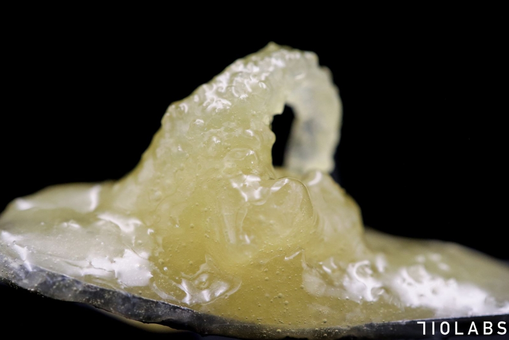 Photograph of product: 710 Labs Concentrate 1g Persy Sauce- Mad Honey #42