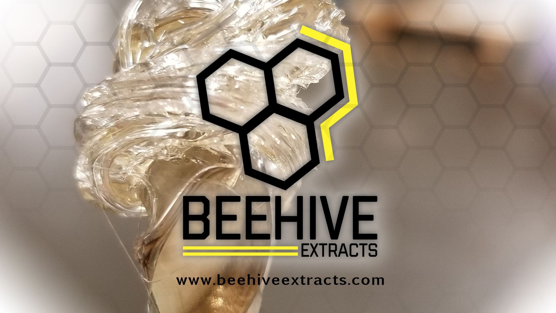 Photograph of product: Beehive Extracts | Lemon Cherry Pie (H) | Disposable Cured Resin Cartridge 1g