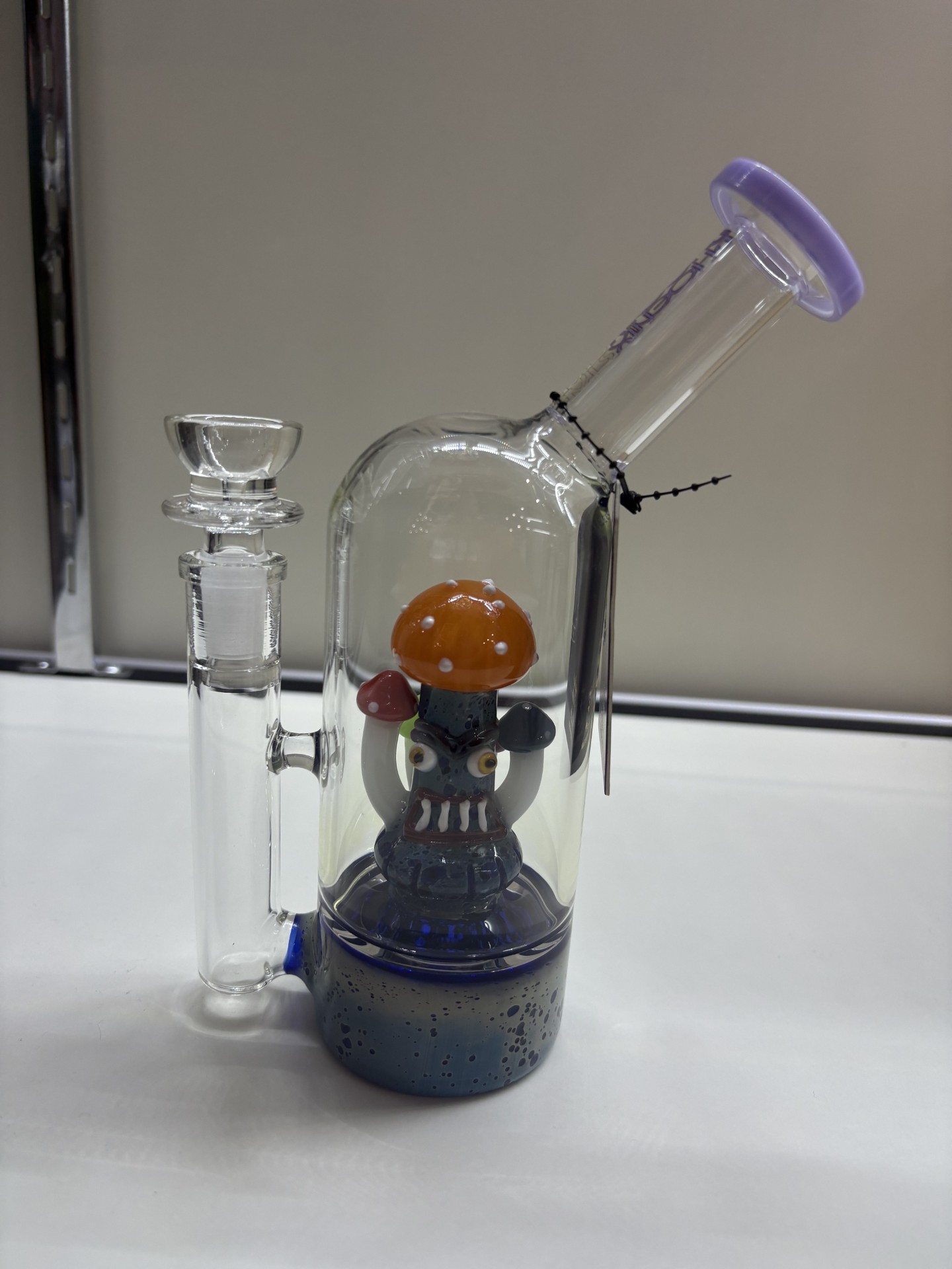Photograph of product: Pheonixstar - Angry Mushroom Water Pipe