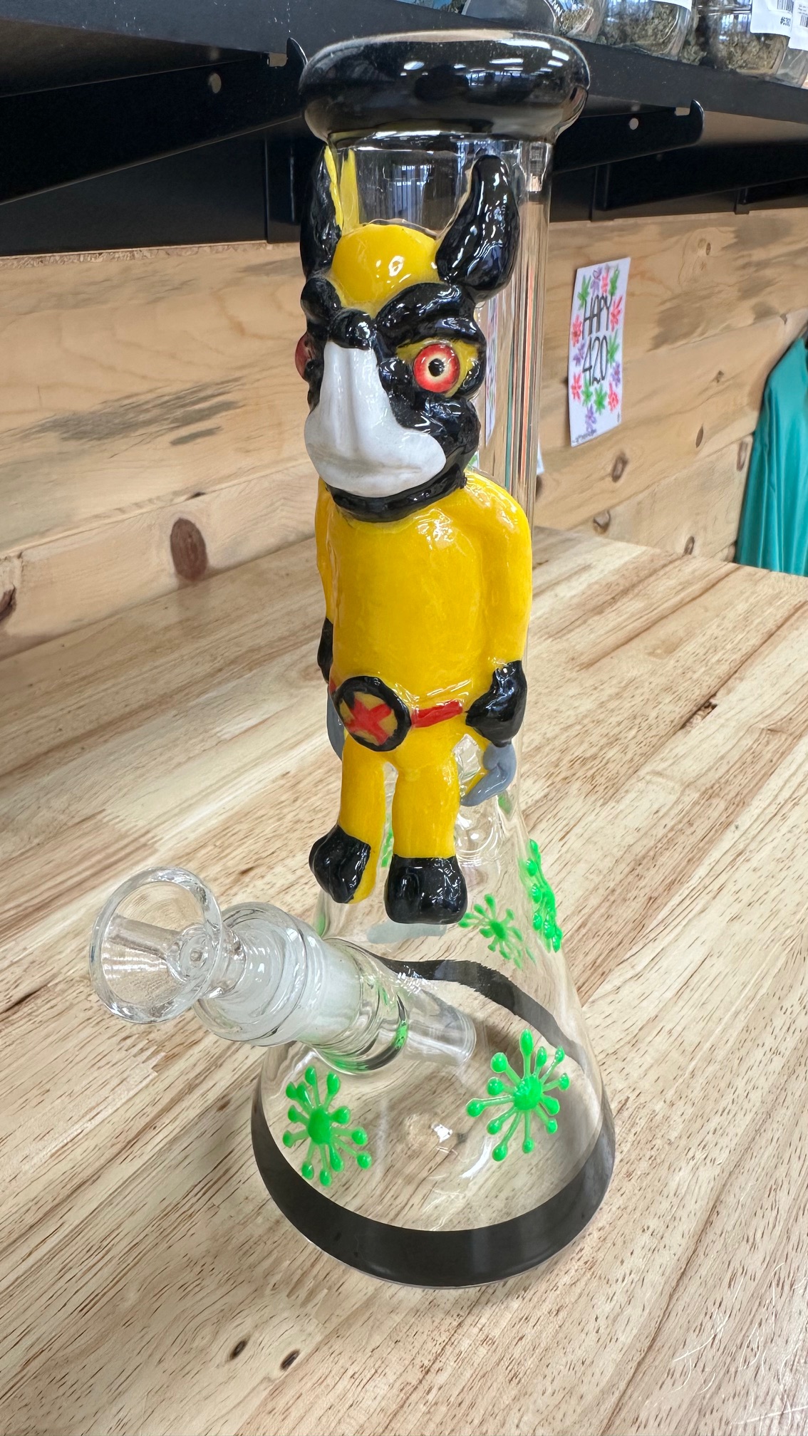 Photograph of product: Bong - 7" Bong Beastly Beaker - Glow In The Dark
