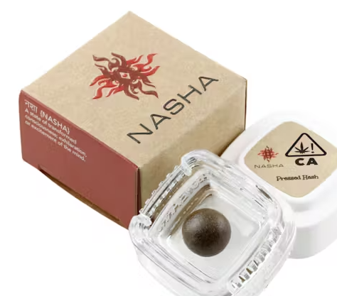 Photograph of product: MEGA MINTS RED PRESSED au chocolat 1.2G