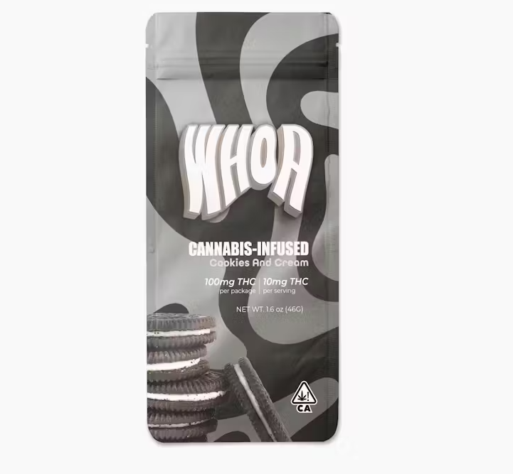 Photograph of product: WHOA Cookies & Cream Chocolate Bar 100mg