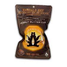 Photograph of product: 10PK Oui'd PB CUPS (DARK CHOCO)