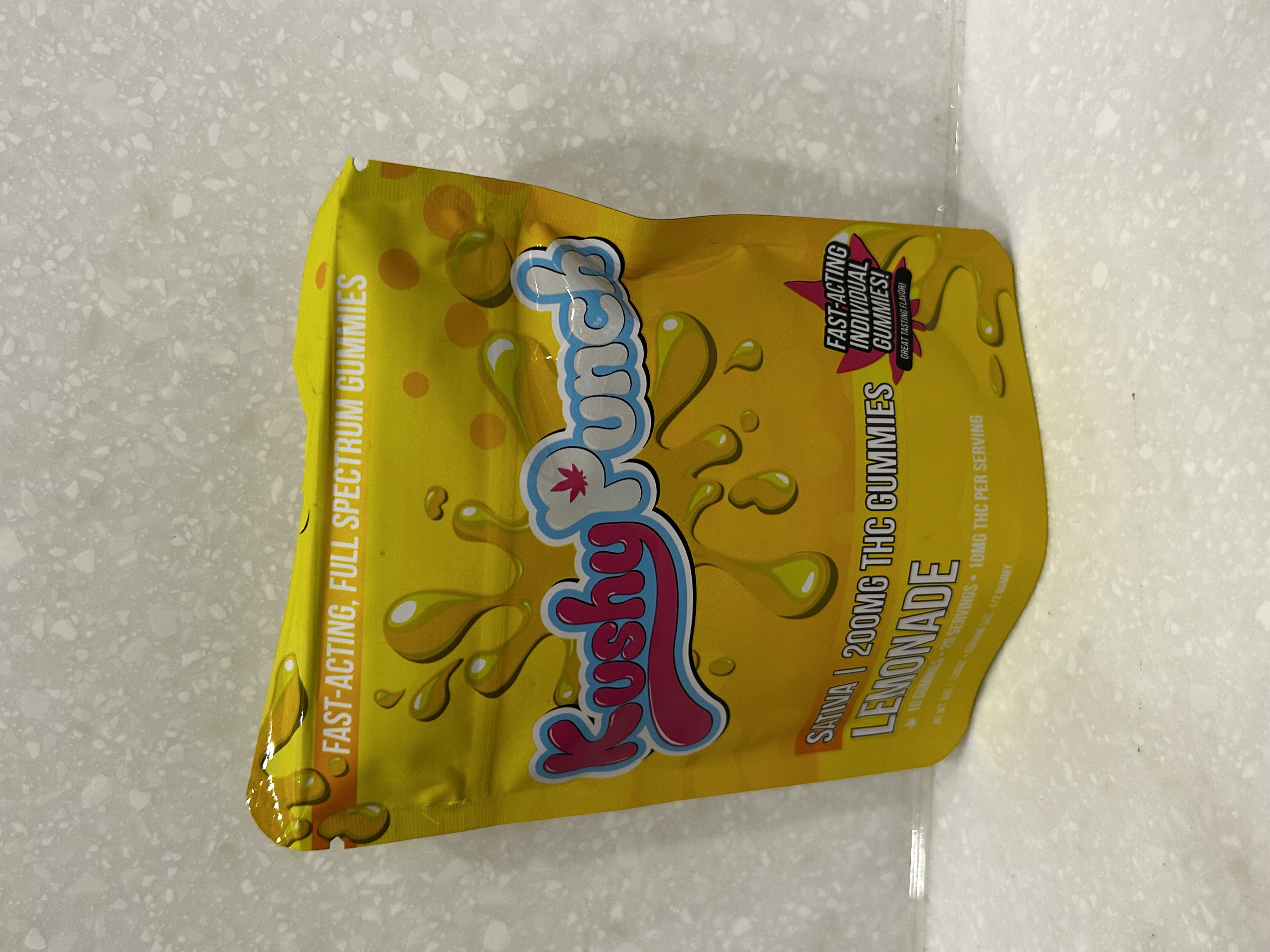 Photograph of product: Kushy Punch | Full Spectrum Gummy | Lemonade | 200mg