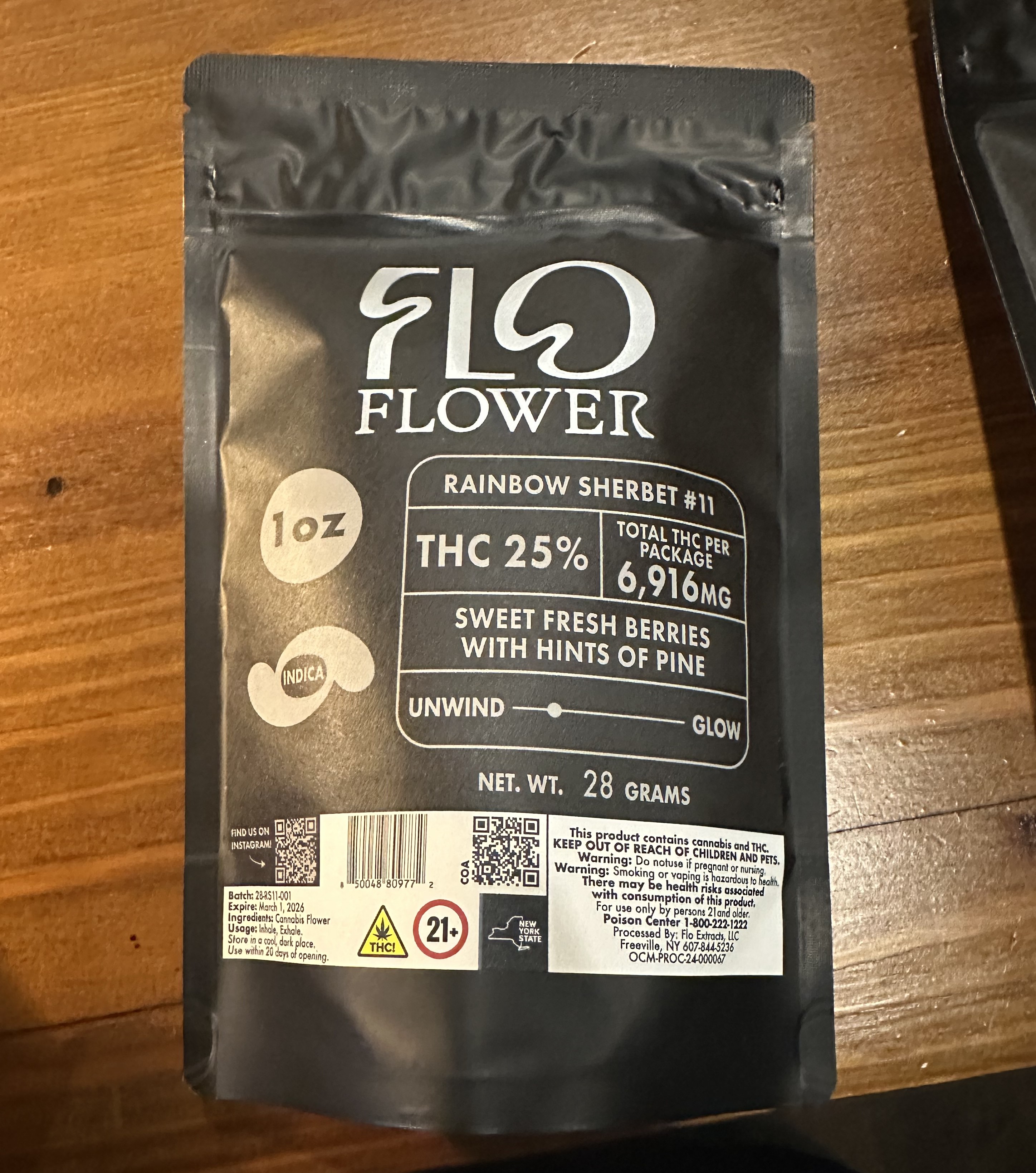 Photograph of product: Flo Flower | Trop Cherry Flower 1oz | Hybrid - 28g