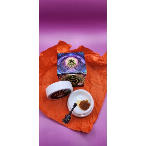 Photograph of product: Olio - Red Peppers Live Resin Sugar
