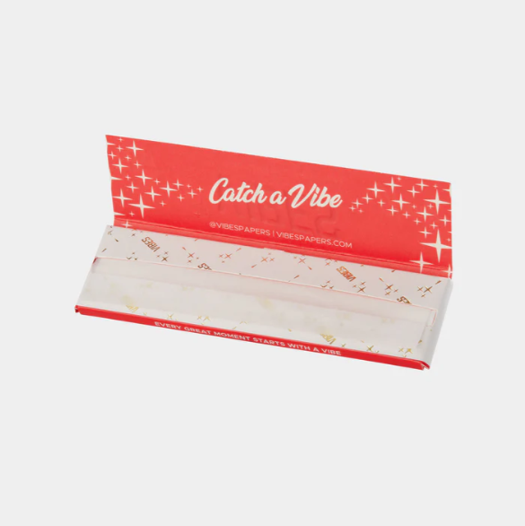 Photograph of product: King Size Slim Hemp (Red) - Rolling Papers