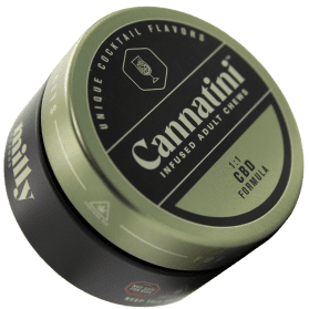 Photograph of product: Cannatini | Blue Hawaiian | RSO | Oui'd | Fruit Chews | 20pk