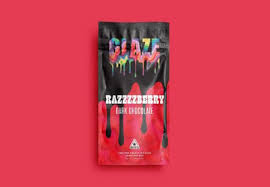 Photograph of product: Glaze | Razzzzberry Dark Chocolate Bar | 100mg