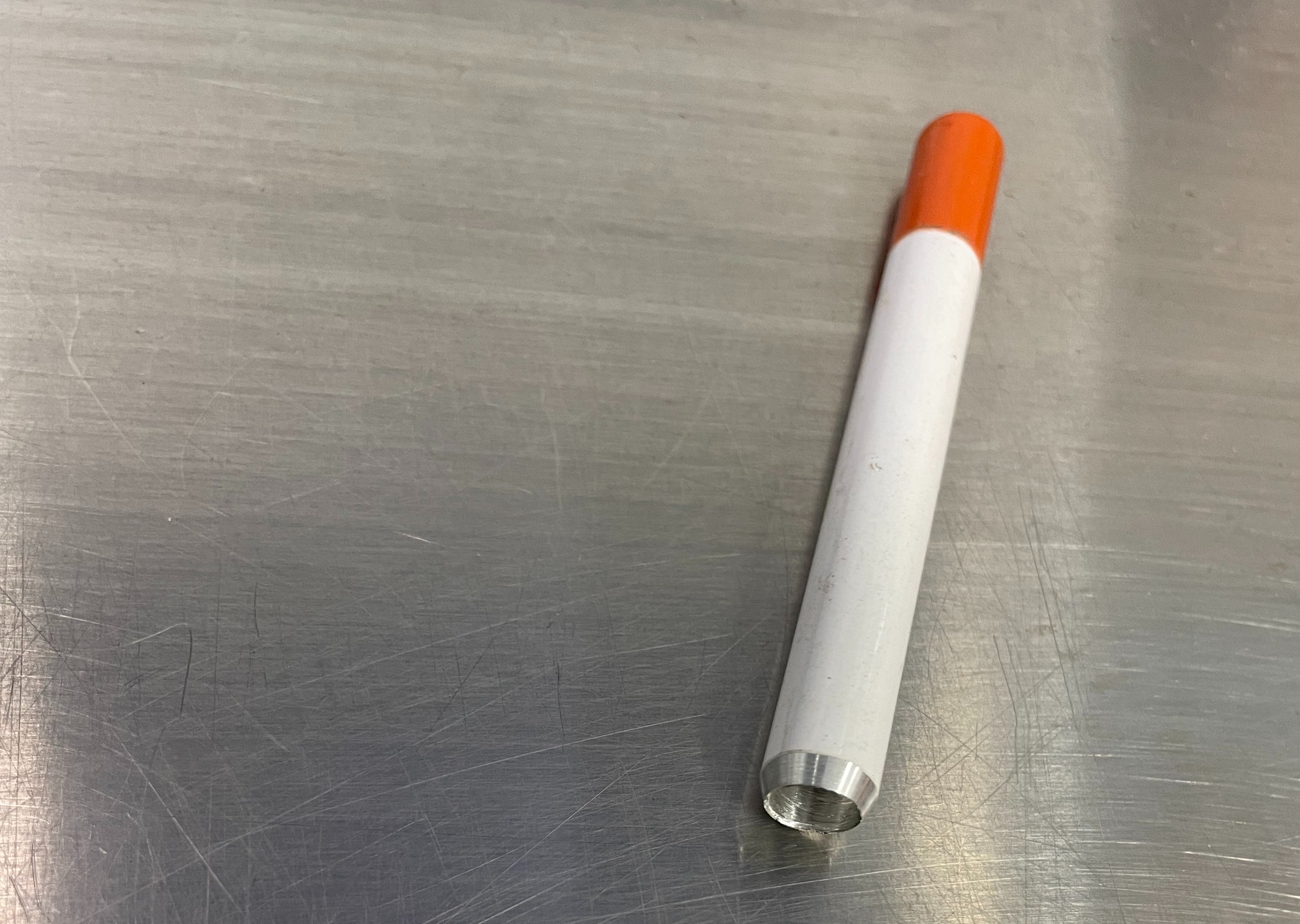 Photograph of product: Big Metal Cigg AS106