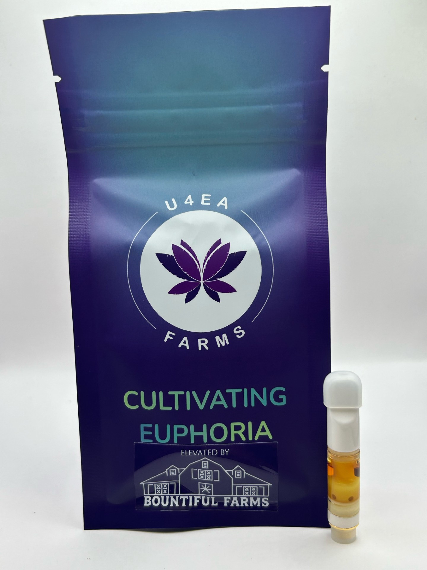 Photograph of product: U4EA Farms | Trop Cherry Live au chocolat Rosin Cartridge | 0.5g