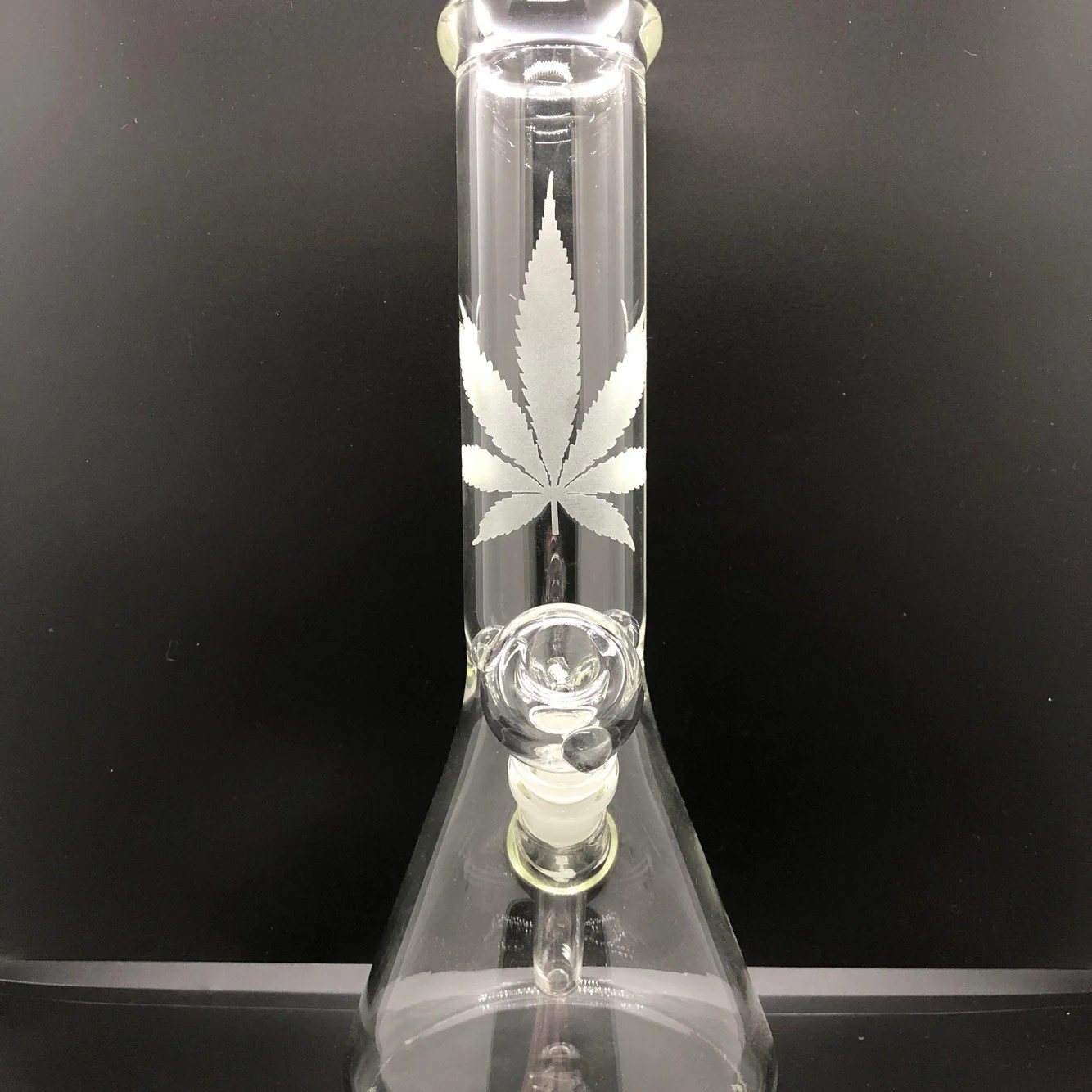 Photograph of product: AMG 15" Beaker Logo $100